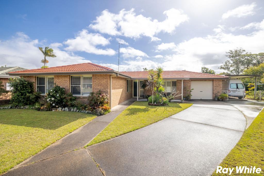 5 Royal Cl, Forster, NSW 2428