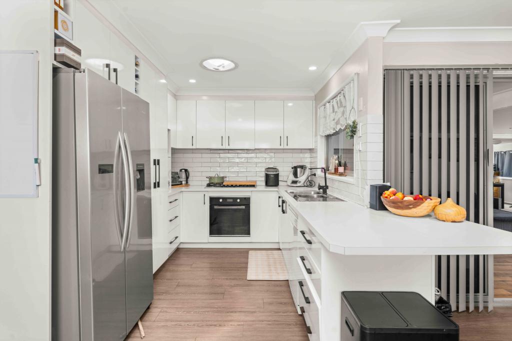 5 Australia Ave, Callala Bay, NSW 2540