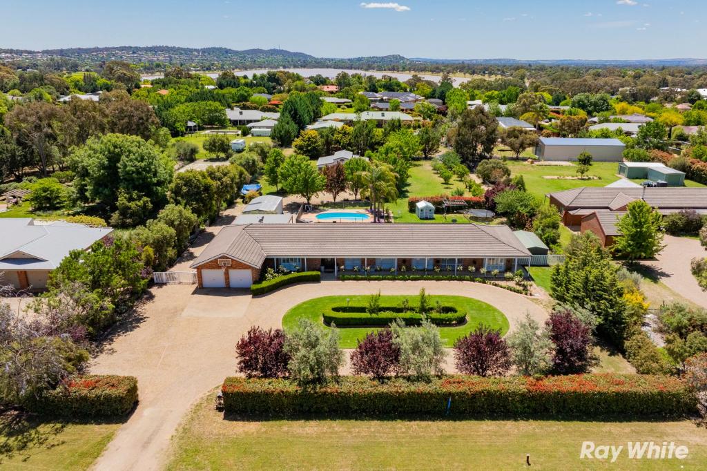 39 Gregadoo Rd, Lake Albert, NSW 2650