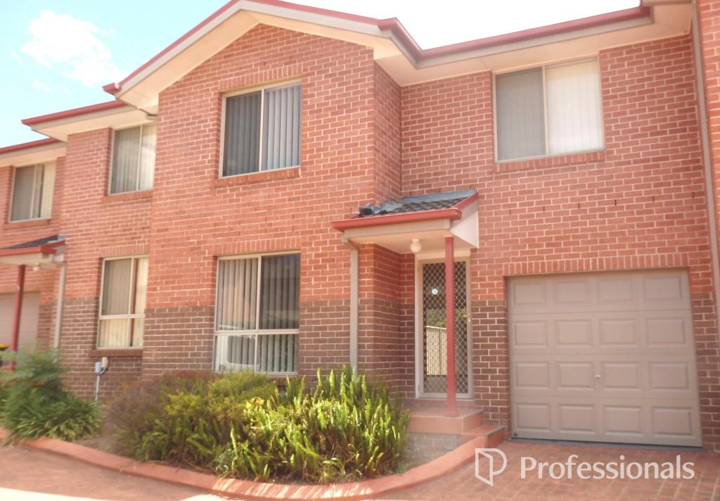 10/14 Pine Rd, Casula, NSW 2170