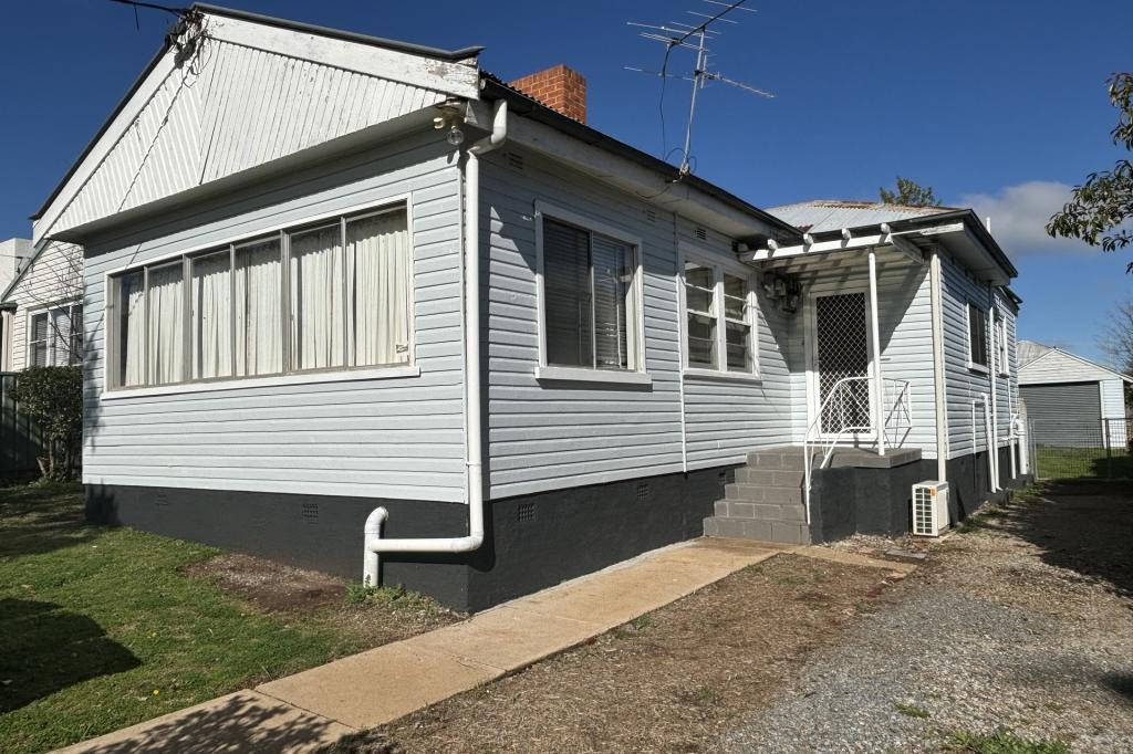 111 Piper St, Tamworth, NSW 2340
