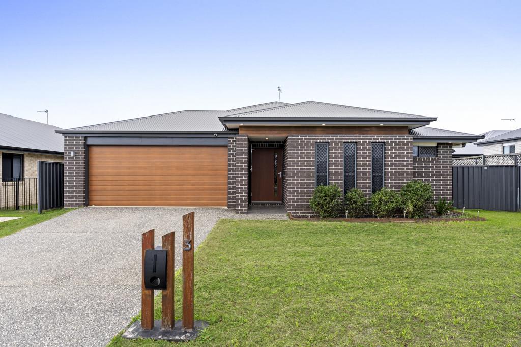 3 Basset Cres, Torrington, QLD 4350