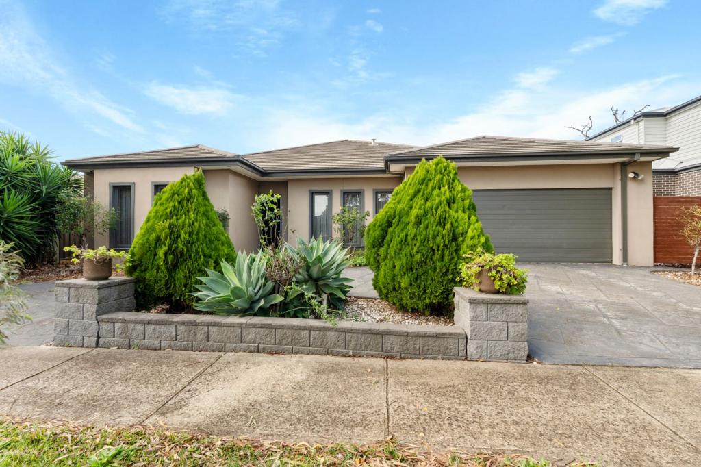 42 TUROSS CRES, SOUTH MORANG, VIC 3752