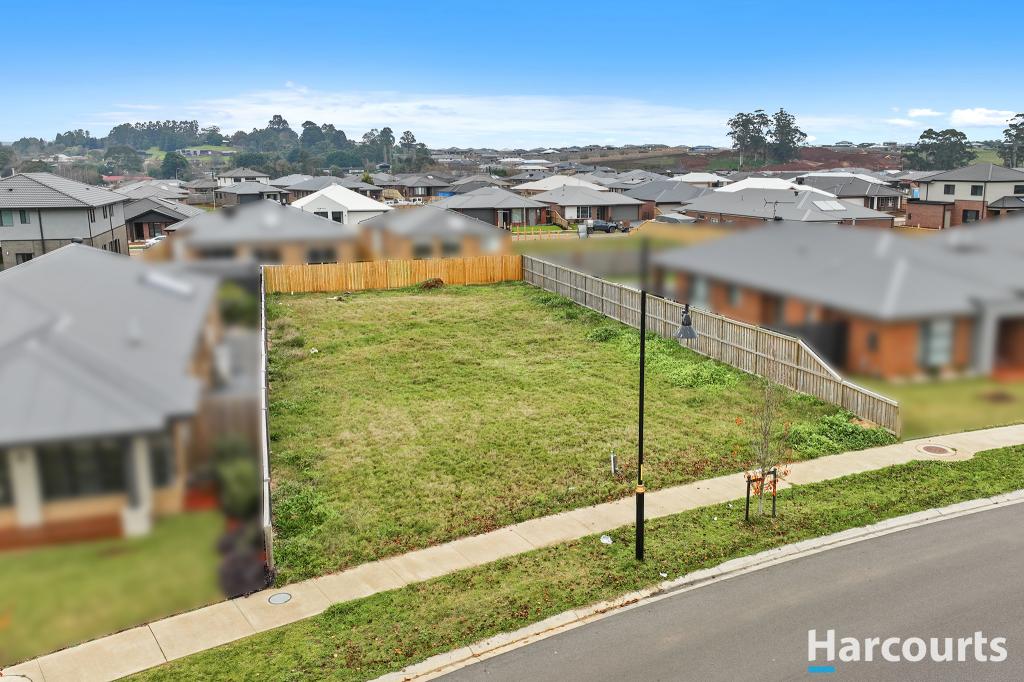 16 Carisbrooke Dr, Warragul, VIC 3820