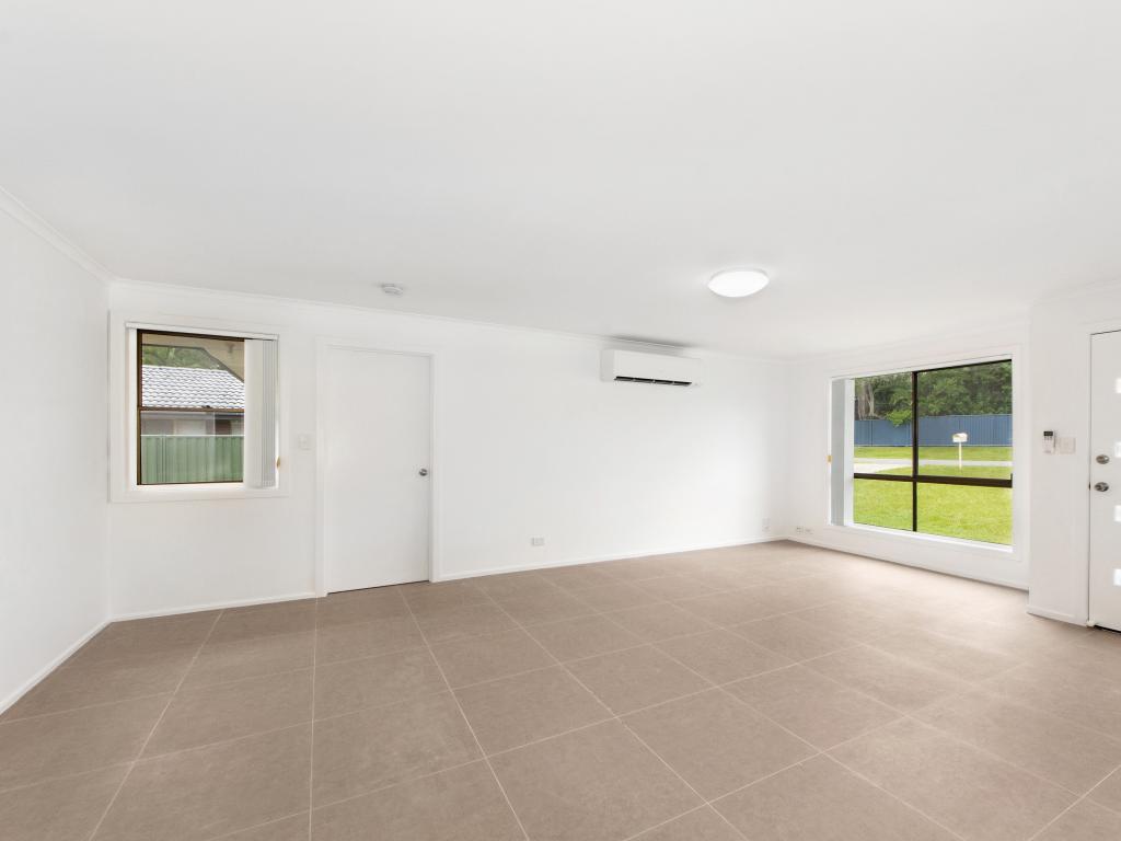 33 Bosun Pde, Ashmore, QLD 4214