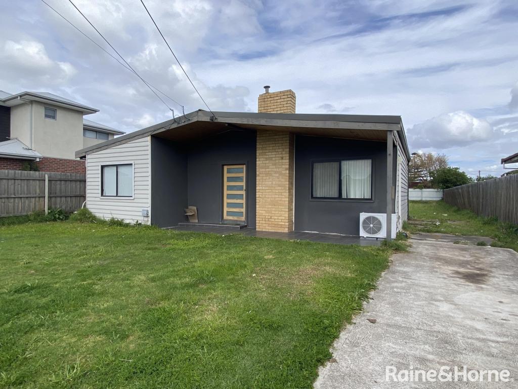 57 George St, St Albans, VIC 3021