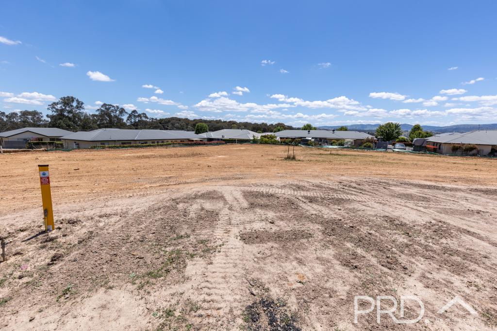 30 Weeden Pl, Tumut, NSW 2720