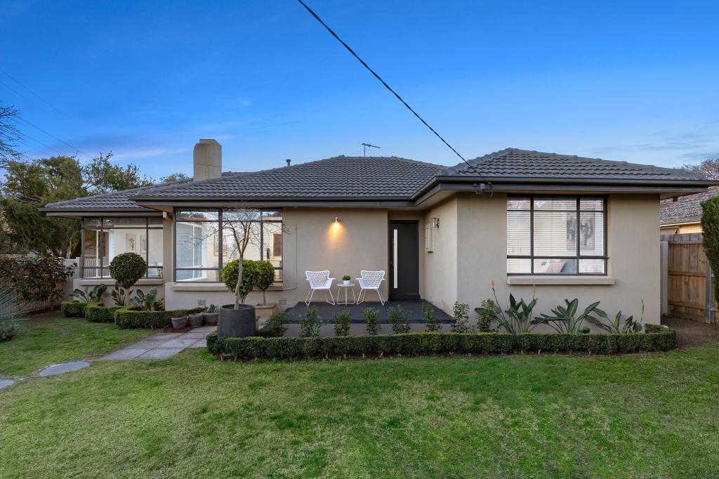 1 Fir Gr, Cheltenham, VIC 3192