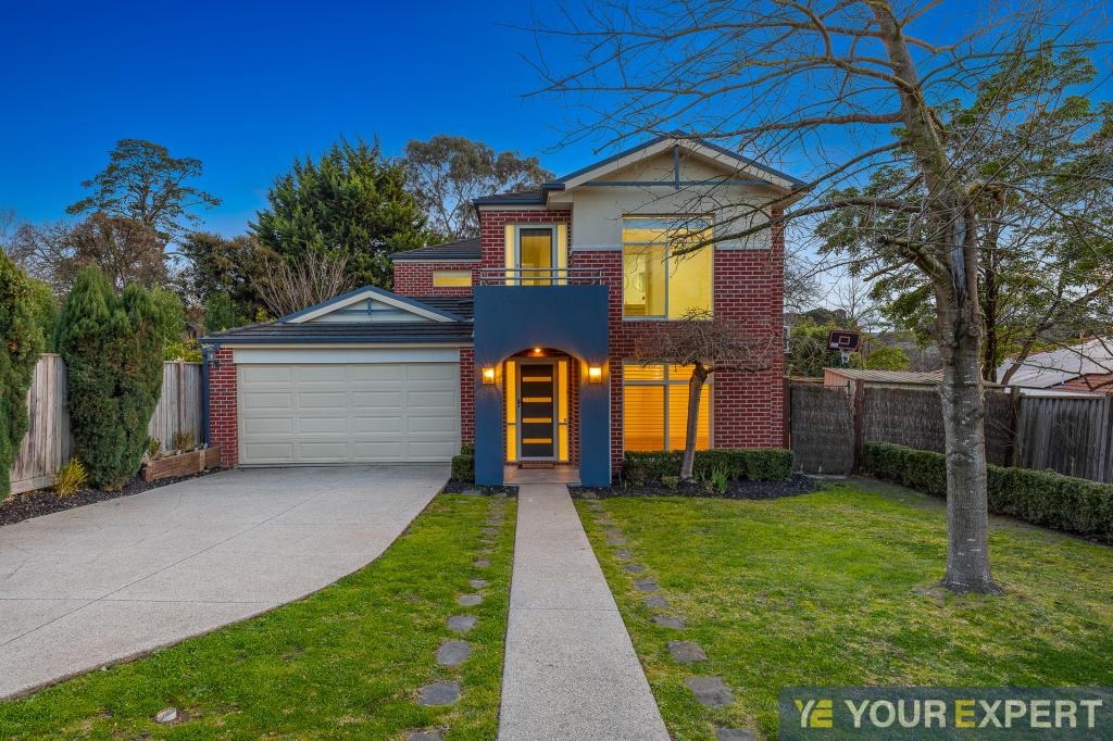 54 Edrington Park Dr, Berwick, VIC 3806