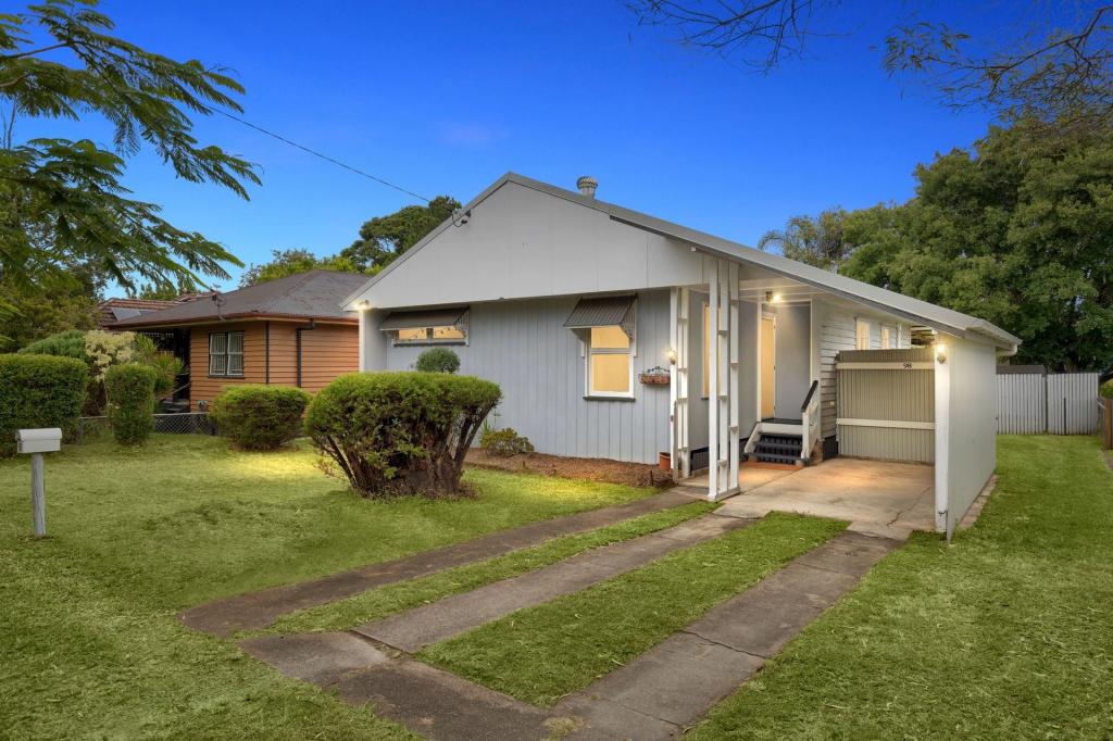 98 Gillies St, Zillmere, QLD 4034