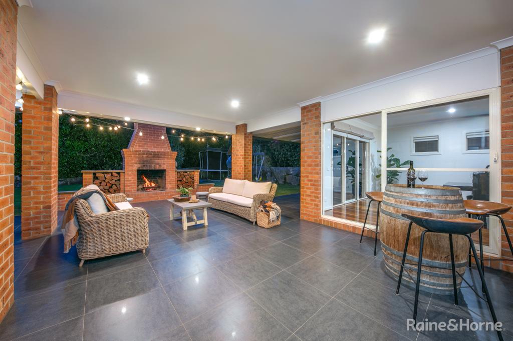 4 The Strand, Sunbury, VIC 3429