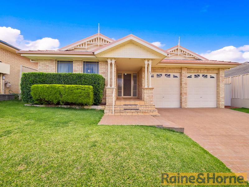 11 Carnoustie St, Rouse Hill, NSW 2155