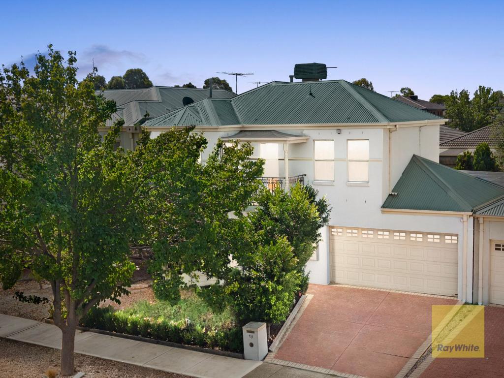 19 Meadowview Way, Cairnlea, VIC 3023