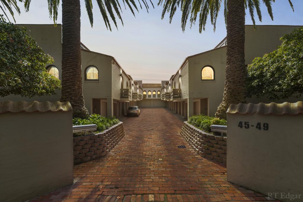 4/45-49 Linda Cres, Hawthorn, VIC 3122