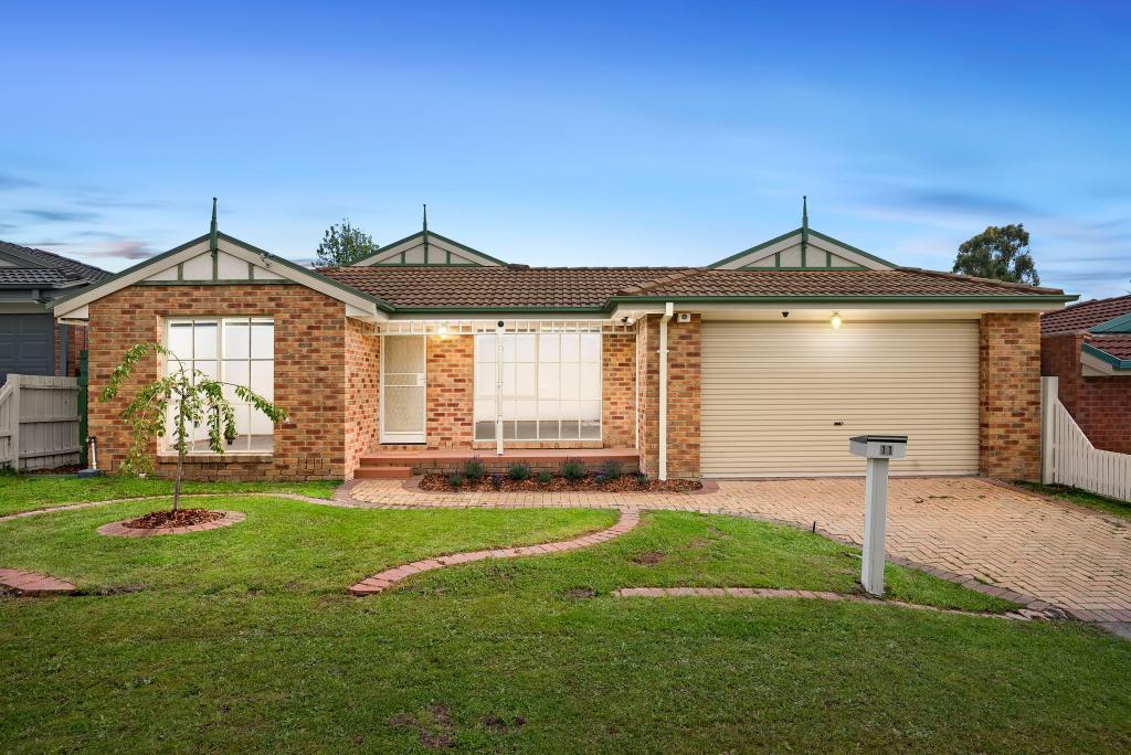 11 Quail Way, Rowville, VIC 3178