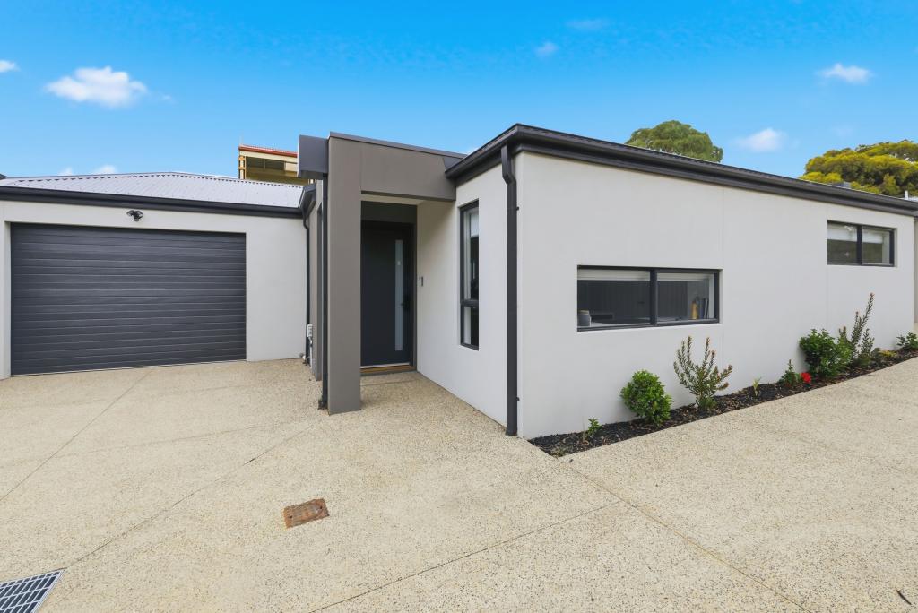 40 Dyson Dr, Sunbury, VIC 3429