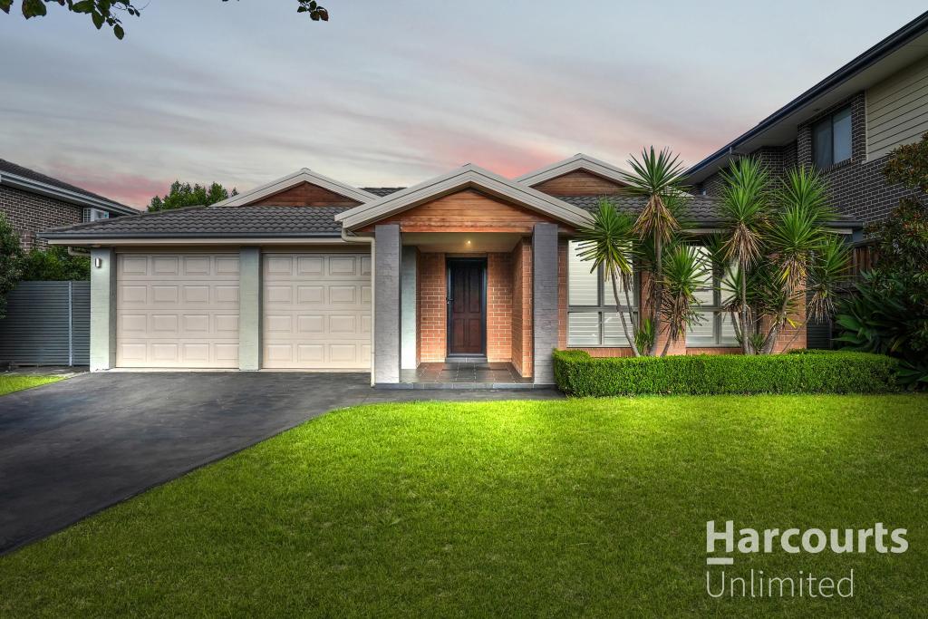 18 SHEARER PL, COLEBEE, NSW 2761
