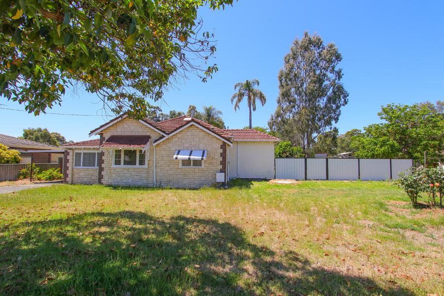 14 Dudley Rd, Kenwick, WA 6107