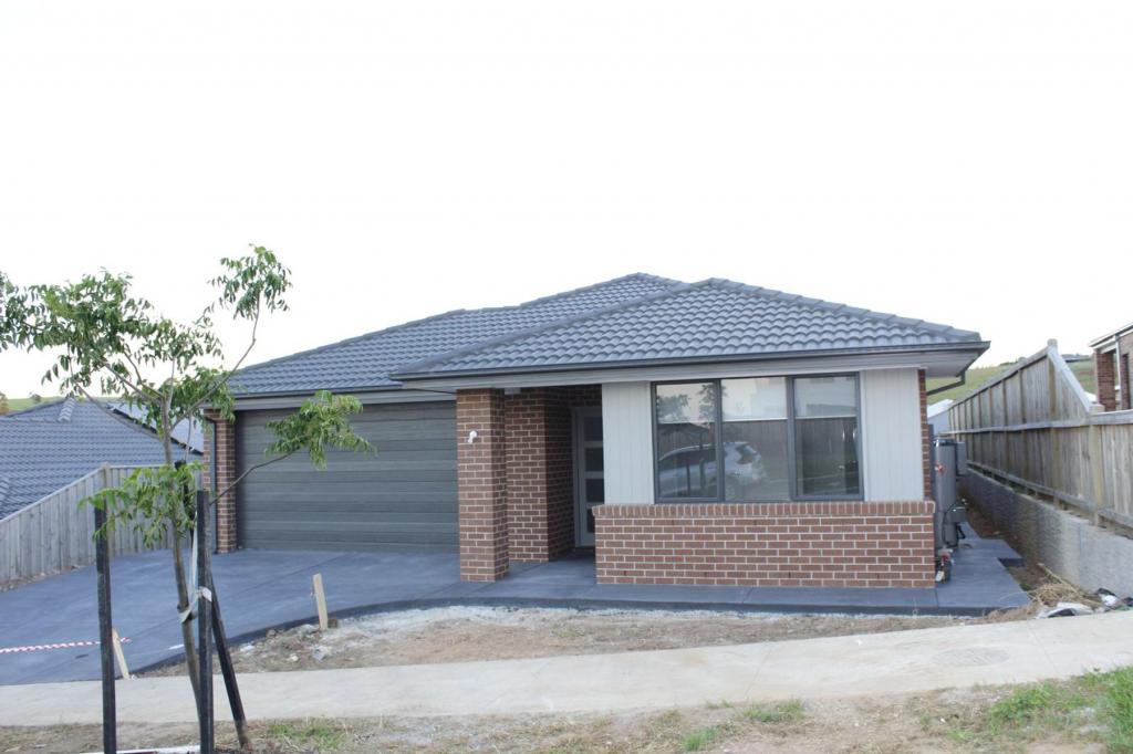 4 Savoy St, Warragul, VIC 3820