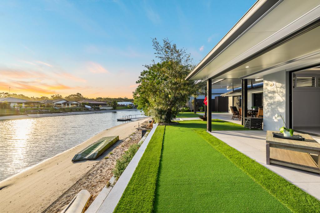 84 COMPANION WAY, TWEED HEADS, NSW 2485