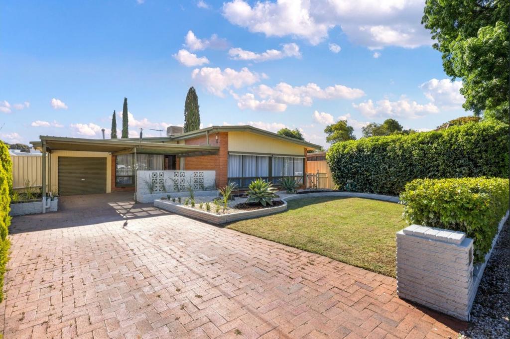 11 Barrington Cres, Salisbury East, SA 5109