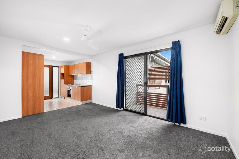 2/3 DELUNGRA ST, TOOWONG, QLD 4066