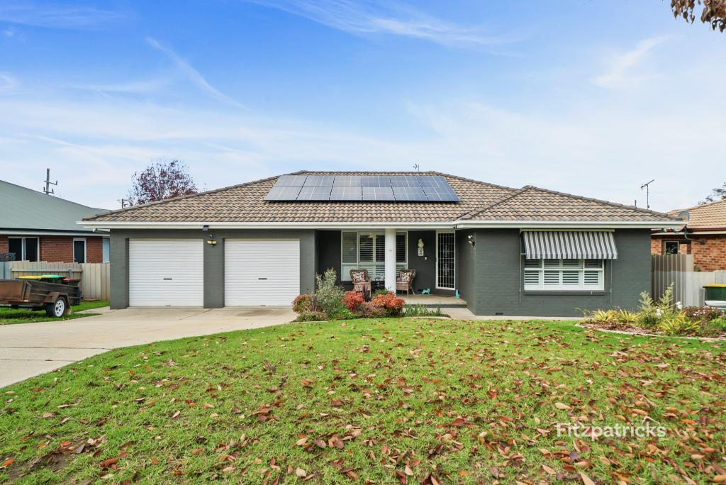 12 Nathan Pl, Kooringal, NSW 2650