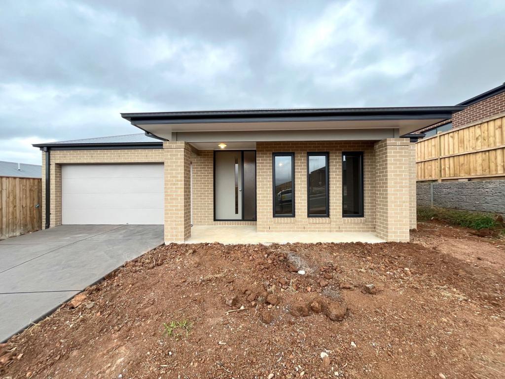 19 Penrith Ave, Warragul, VIC 3820