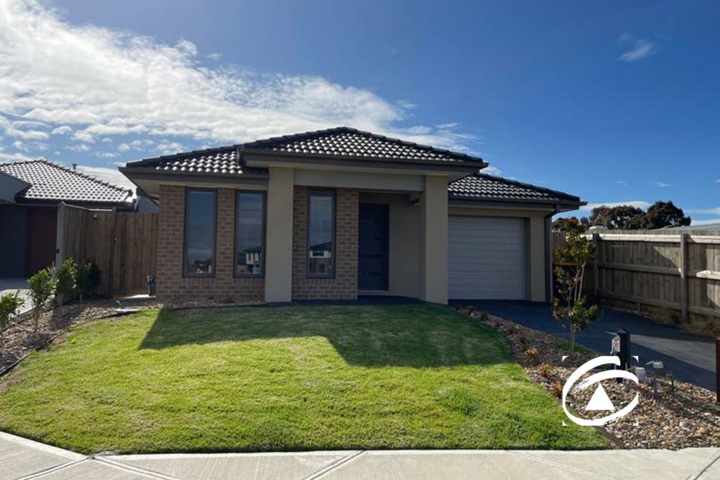 10 Blue Lily Cct, Junction Village, VIC 3977