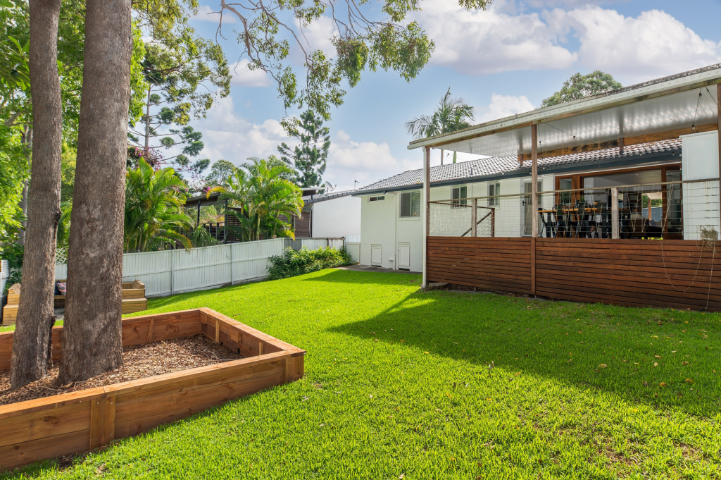 29 Bloodwood Cres, Molendinar, QLD 4214