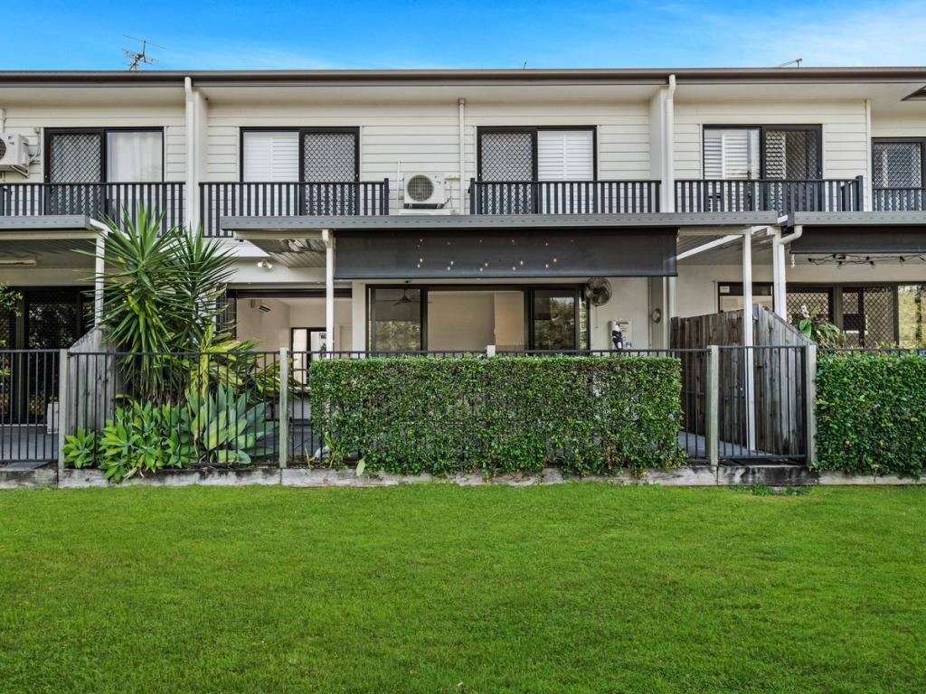 2/27a Haines St, Kedron, QLD 4031