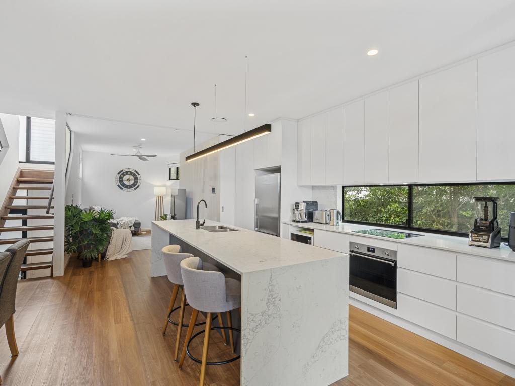 5/13 Pickwick St, Cannon Hill, QLD 4170