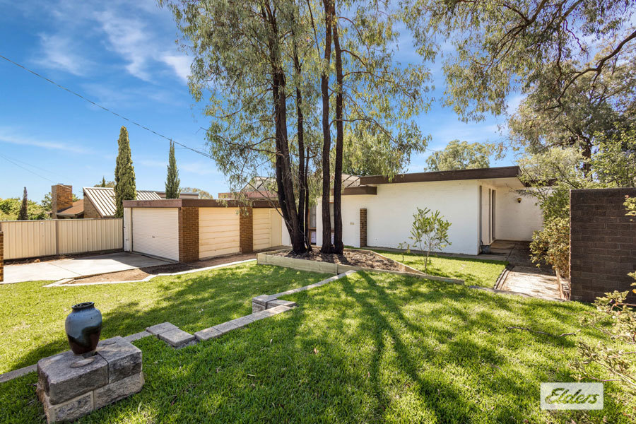 23 Button St, Strathdale, VIC 3550