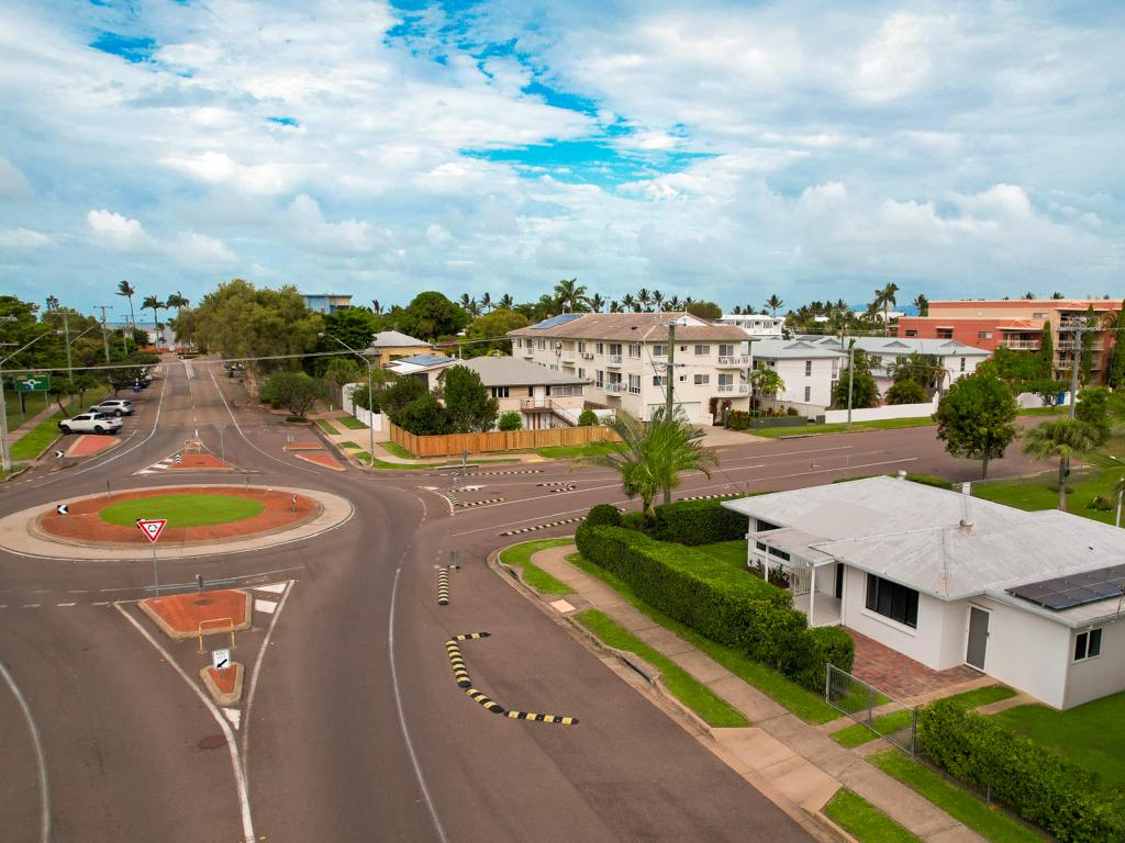 31 Howitt St, North Ward, QLD 4810