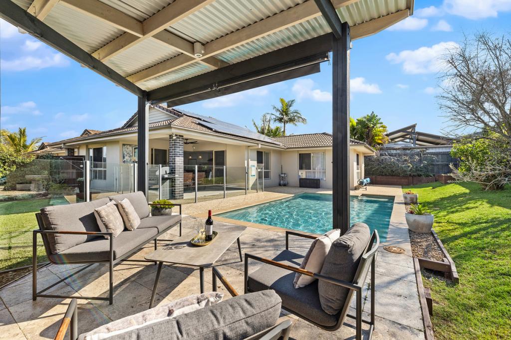 8 Cypress St, Redland Bay, QLD 4165