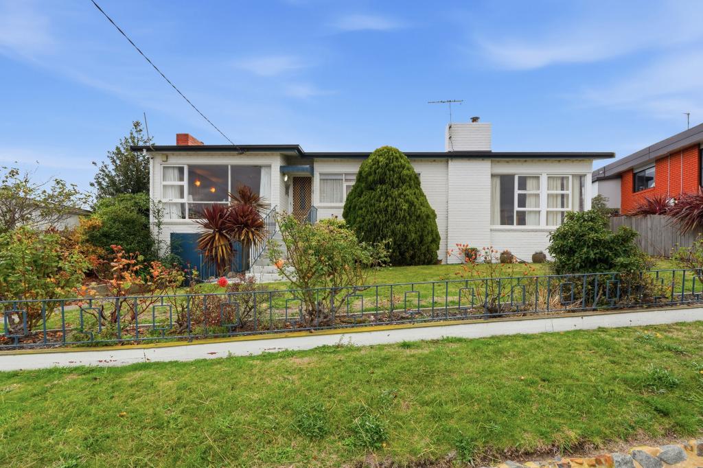 8 Darwin St, Midway Point, TAS 7171