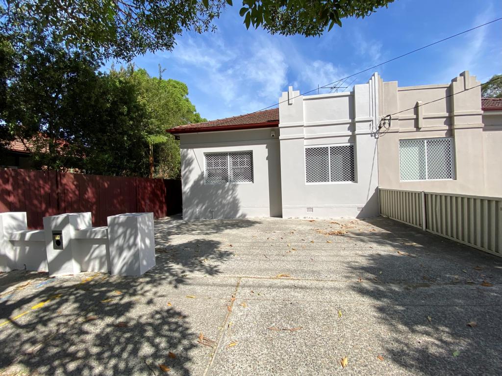 19 Edgbaston Rd, Beverly Hills, NSW 2209