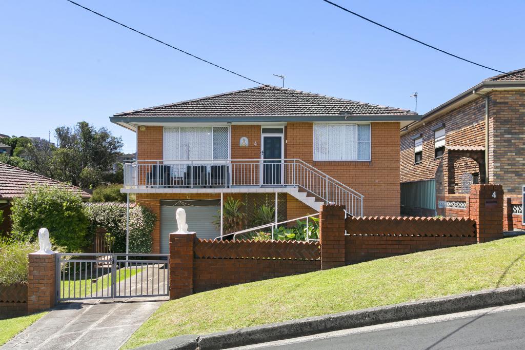 4 Gilgandra St, Lake Heights, NSW 2502