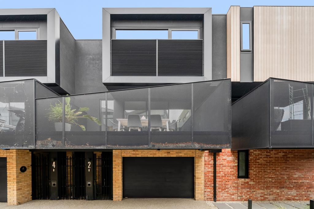 2 Carrick Lane, Strathmore, VIC 3041