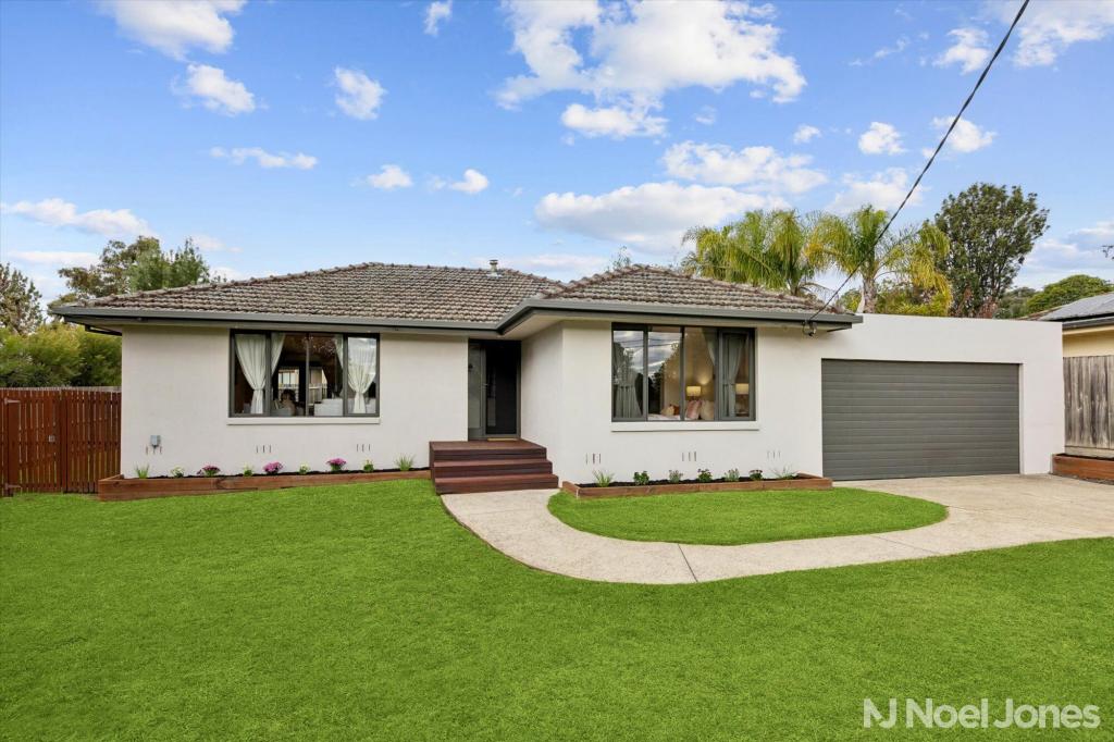 4 Broughton Ave, Croydon, VIC 3136