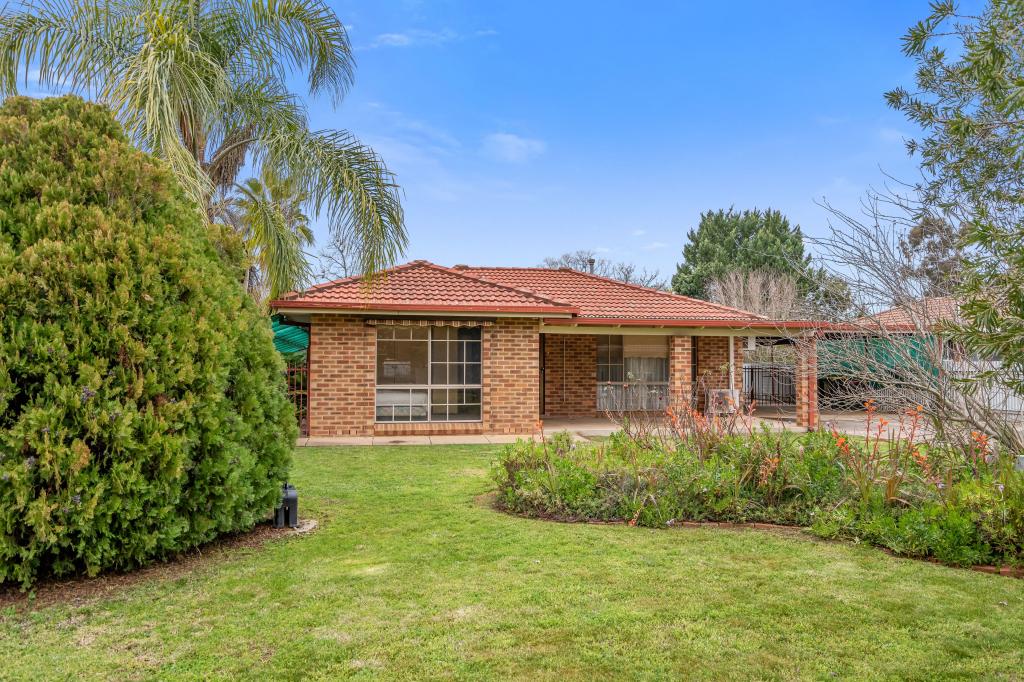 30 Incarnie Cres, Wagga Wagga, NSW 2650