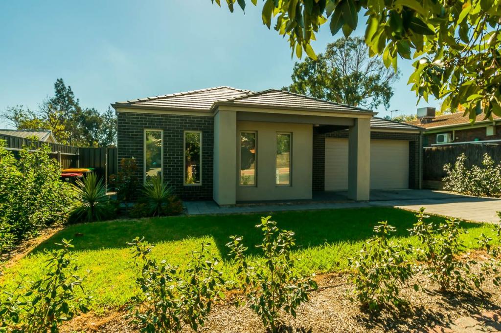 13 John St, Burnside, SA 5066