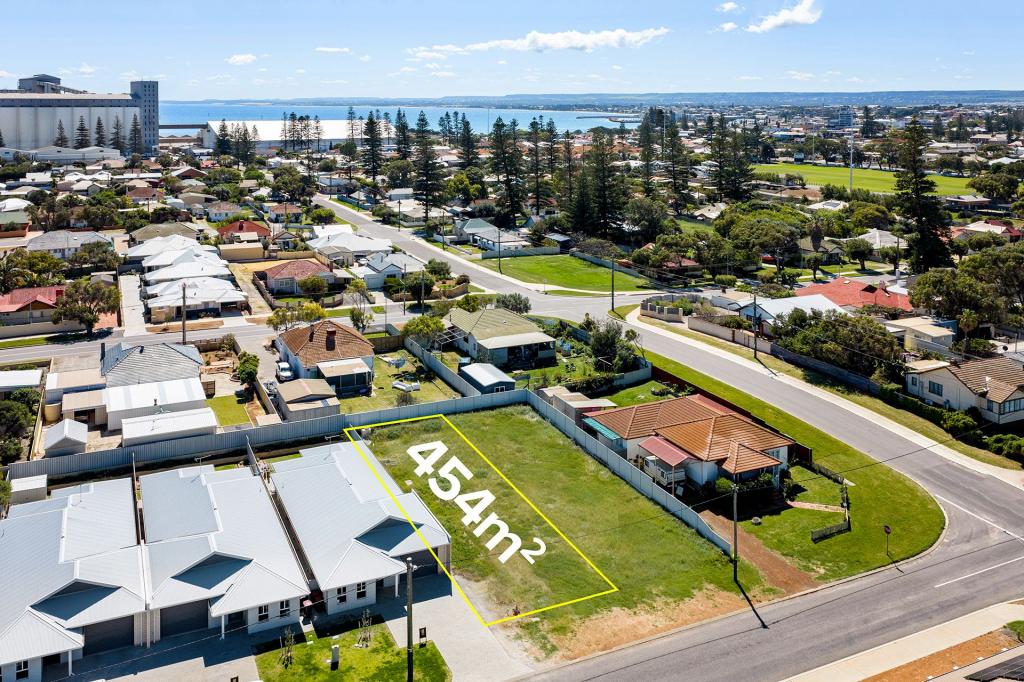 13 Dampier St, Beachlands, WA 6530