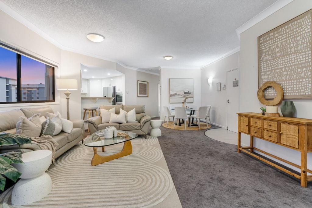 15/3 Rock St, Scarborough, QLD 4020