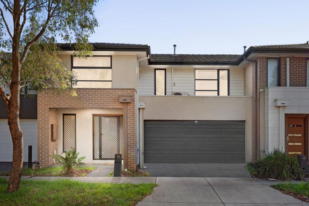 35 Attunga Gr, Werribee, VIC 3030