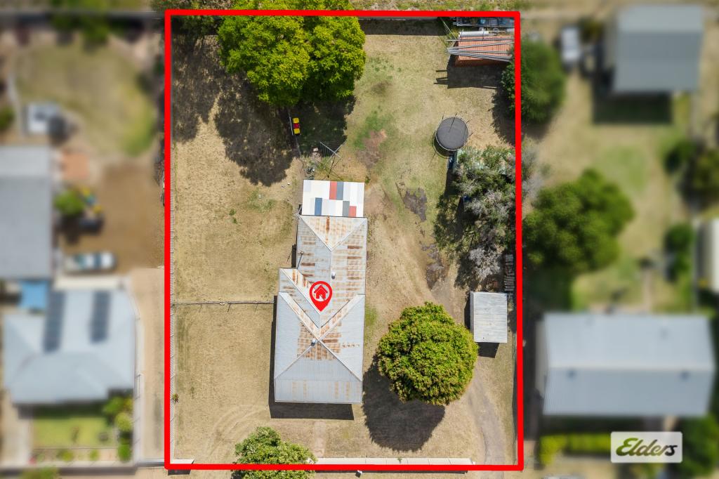 73 Retro St, Emerald, QLD 4720