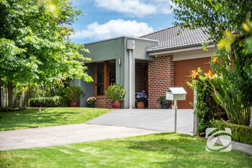 10 Marcanna Pl, Beaconsfield, VIC 3807