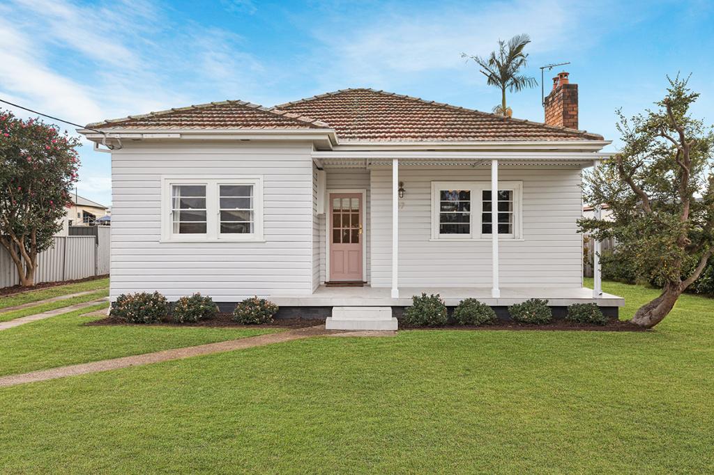 17 Fifth St, Weston, NSW 2326