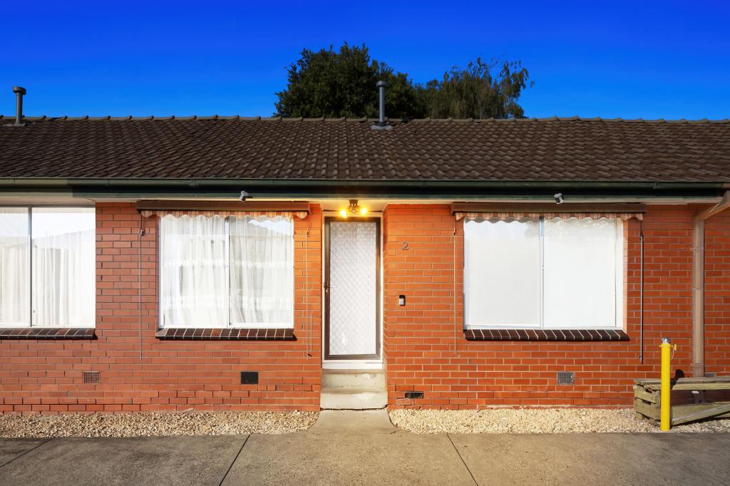 2/2 CLARKE ST, THOMASTOWN, VIC 3074