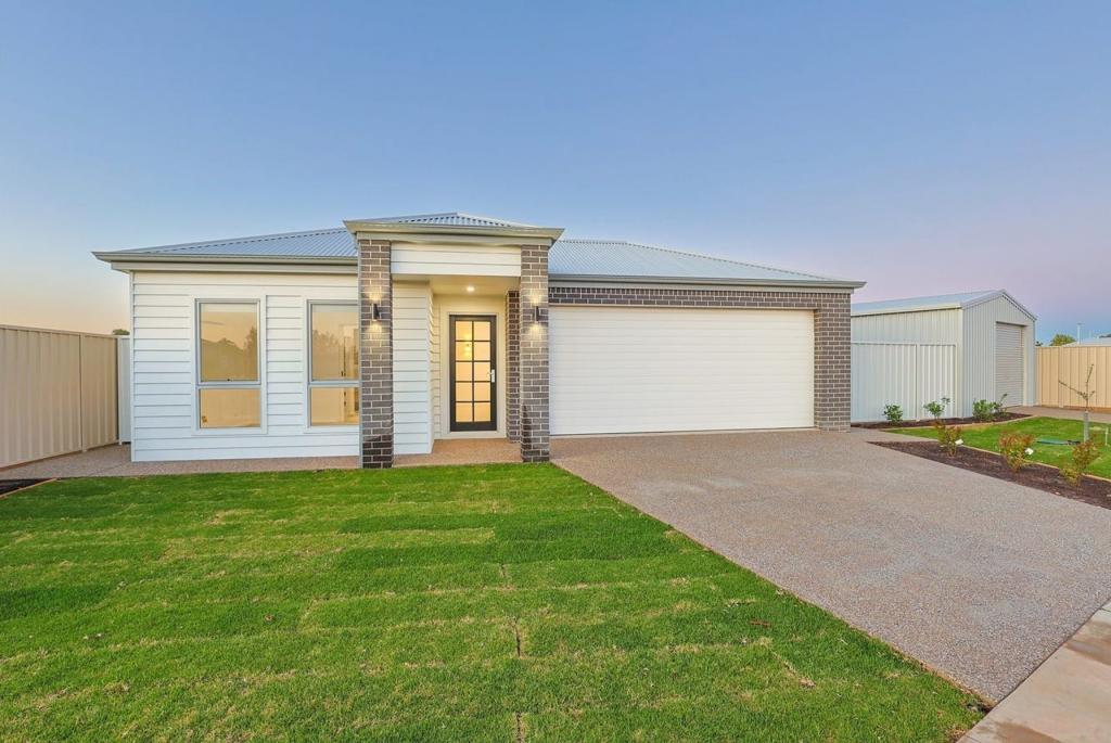 9 Cook Dr, Red Cliffs, VIC 3496